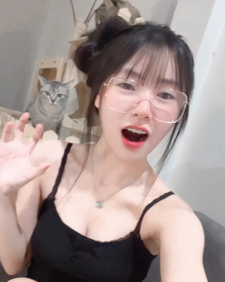 แว่นเองค้าบ 😎🐱 รูปที่ 4