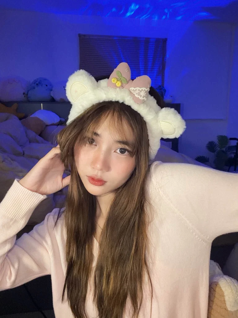 นอนได้แล้วว พรุ่งนี้วันอังคารสีจมปู💕🤏🏻 รูปที่ 4