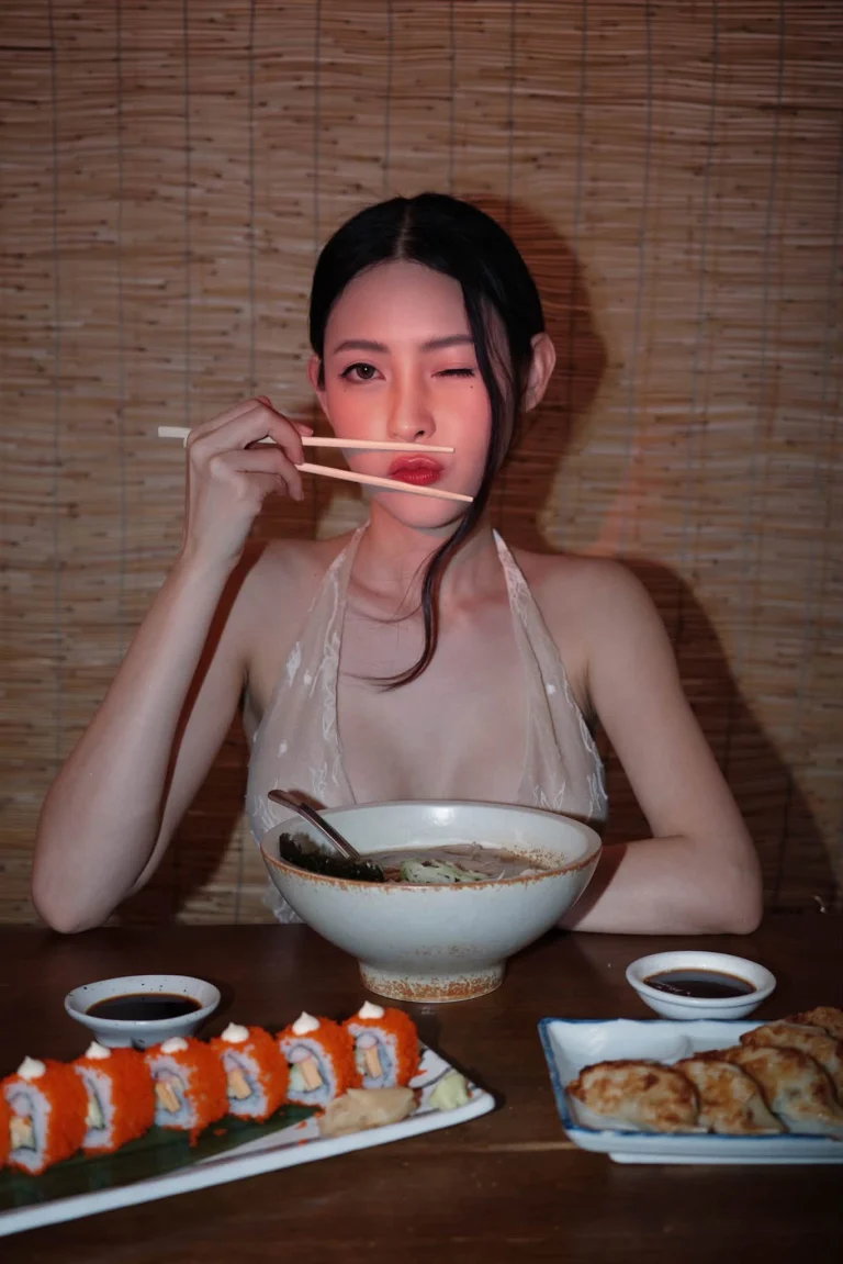 🍜🥟🍣🥢🍱